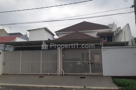 Jual Rumah Siap Huni di Manyar Tompotika Surabaya Timur