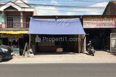 Dijual Rumah Lokasi Strategis, 0 Jalan Raya Desa Banjarsai, Gresik
