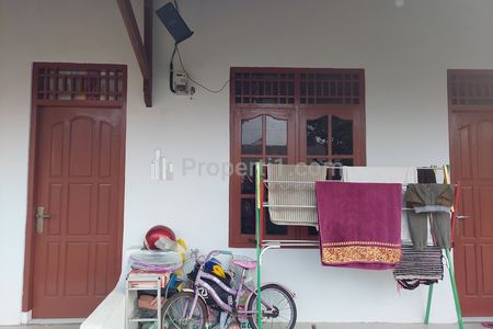 tampak depan kamar