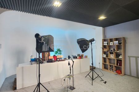 Sewa Studio Syuting / Foto Daerah Bintaro