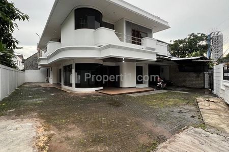 Dijual Rumah Luas Strategis di Terogong, Cilandak, Jakarta Selatan