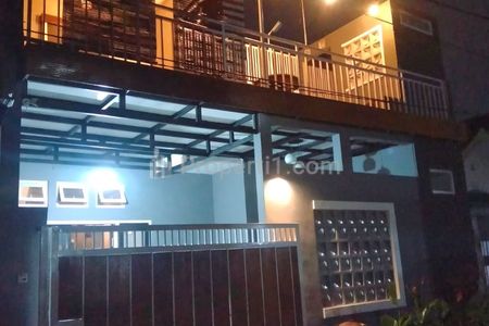 Dijual Rumah di Sulfat Malang, 2 Lantai 