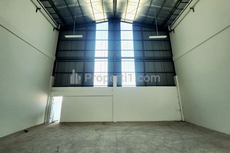 Dijual/Disewakan Gudang di Manyar Jipe