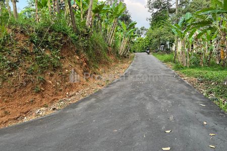 Jual Tanah 2113m² Strategis di Dekat Pasar Matesih Karanganyar