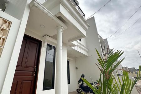 Dijual Rumah 2 Lantai Ready Stock Dekat LRT Cikunir, Jatibening, Kota Bekasi