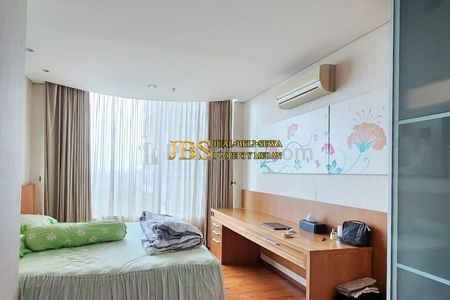 Dijual Apartemen Condominium Cambridge Tower Newton Tipe 3 BR Full Furnsihed