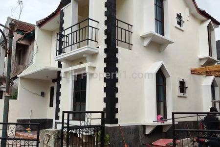 Dijual Rumah Besar di Lembah Dieng Malang Cocok untuk Kos-kosan