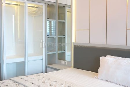Sewa Apartemen The Aspen Peak Residence Dekat MRT Fatmawati, Jakarta Selatan - Studio Furnished
