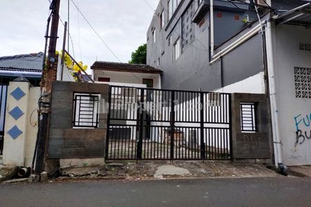 Jual Rumah di Mampang Prapatan, Kuningan, Jakarta Selatan