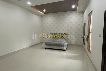 Rumah Dijual di Komplek Cemara Asri Jalan Bangau - Medan Kondisi Siap Huni Terawat