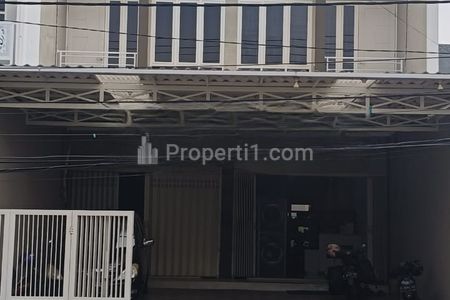 Jual Ruko Gress 2 Lantai di Jalan Utama Komplek Jemursari Surabaya Selatan