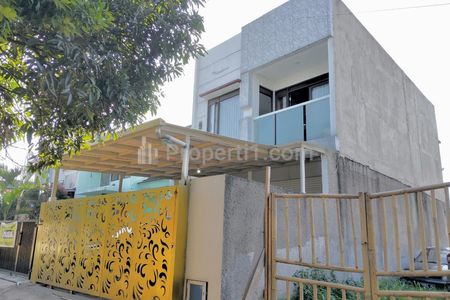 Jual Rumah dengan Kolam Renang Kecil di Cisaranten Kulon Arcamanik Bandung