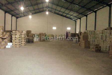 Dijual Gudang Luas Strategis di Raya Gadang, Kota Malang