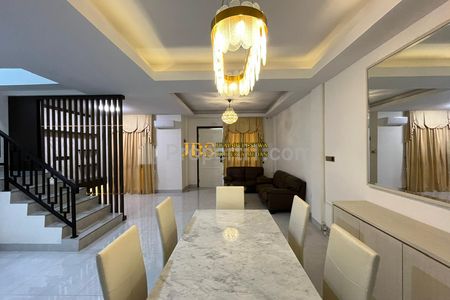 Jual Rumah Siap Huni Fully Furnished Lux di Komplek Jewel Park Jalan Starban - Medan Polonia