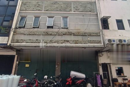 Jual Ruko 2 Unit Gandeng Connect di Peta Selatan di Kalideres, Jakarta Barat