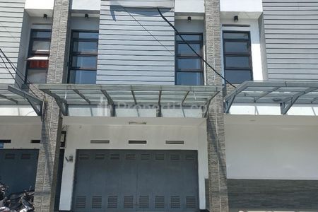 Dijual Ruko 3 Lantai Siap Pakai di Batununggal Indah Bandung