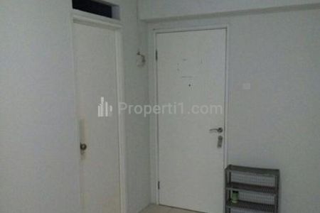 Jual Apartemen Kalibata City Tower Hebras 2 BR Unfurnished dengan AC