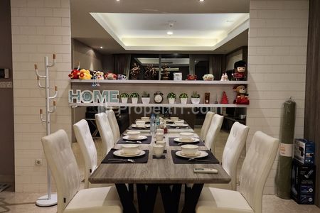 For Sale Apartemen Ciputra World 1 The Residence Ascott (My Home) Jakarta Selatan – 3+1 BR Furnished Good Condition