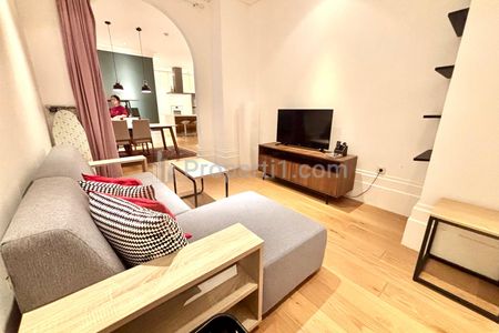 Disewakan Apartemen Pakubuwono House Jakarta Selatan - 2+1BR Full Furnished