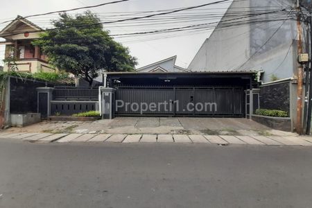 Dijual Rumah Mewah Klasik Strategis Termurah di Condet Jakarta Timur LT 537 m2