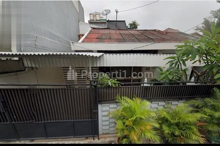 Jual Rumah Strategis Siap Huni di Bendungan Hilir, Tanah Abang, Jakarta Pusat