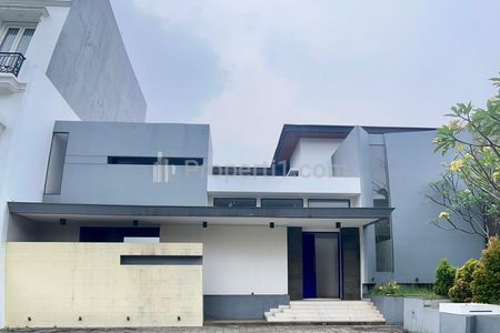 Dijual Cepat Rumah Villa Tercantik di Gading Serpong, Tangerang