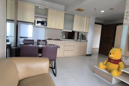 Jual / Sewa Apartemen Waterplace Tower A Lantai 8A Pakuwon Indah - 2 BR Furnished
