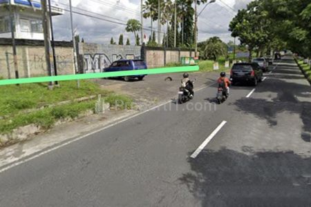 Dijual Tanah Murah Strategis Bonus Bangunan Gudang Pinggir Jalan Raya Blondo Magelang Jawa Tengah