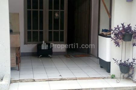 Dijual Rumah Secondary Strategis di Perumnas Depok 2
