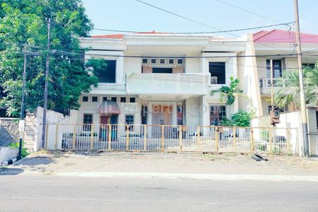 Rumah Disewakan di Jalan Musi Wonokromo Surabaya Selatan Siap Huni Bisa untuk Ruang Usaha
