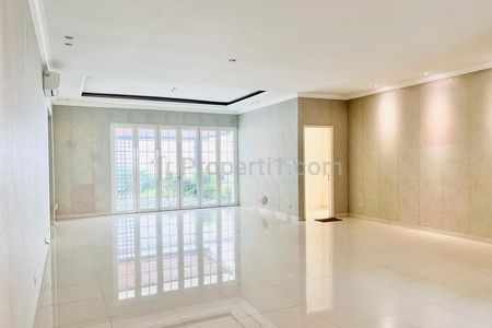 Disewakan Rumah di Area Radio Dalam, Jakarta Selatan - 4 Bedroom Luas 400 sqm