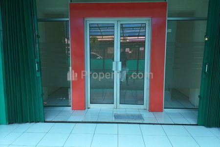 Dijual Ruko Cantik 3 Lantai di Kedoya Duri Raya, Jakarta Barat