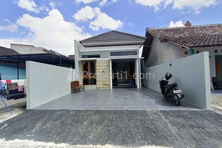 Dijual Rumah Baru Minimalis Tanah Luas Seputar Nogotirto Jl. Godean Km 4 Yogyakarta Dekat UNISA, UNU, Al Azhar