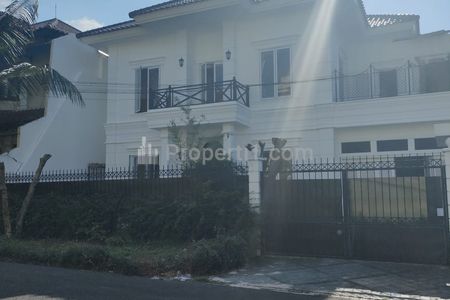 Disewakan Rumah di Pondok Indah Jakarta Selatan Dekat Mall