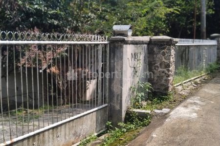Dijual Tanah Bonus Rumah di Dago Giri Bandung