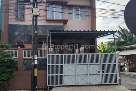 Jual Rumah Minimalis Siap Huni di Komplek Bumi Sariwangi Bandung Barat