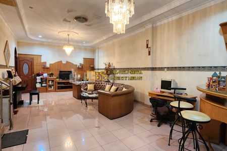 Jual Cepat Rumah Siap Huni Furnished di Komplek Griya Riatur Jalan T. Amir Hamzah - Medan