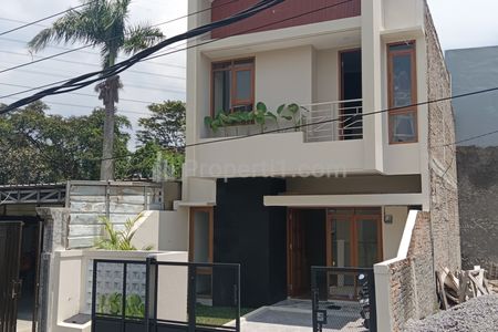 Dijual Rumah di Cibiru Hilir, Bandung Timur