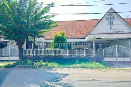 Rumah Disewakan Doktor Wahidin Tegalsari Surabaya Pusat