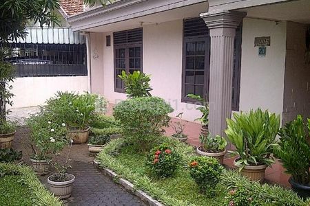Jual Rumah Siap Huni di Cempaka Putih Jakarta Pusat, Strategis, Lingkungan Tenang dan Nyaman