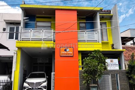 Jual Rumah Bonus Usaha di Antapani Bandung