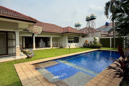 Jual Rumah di Cipete, Jakarta Selatan - Dekat Stasiun MRT, Security 24 Jam, Row Jalan Lebar