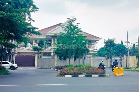 Rumah Dijual di Raya Kertajaya Sukolilo Surabaya Timur