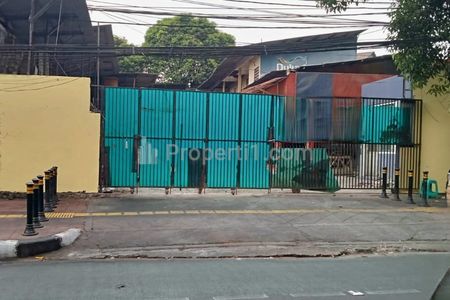 Dijual Ruko Ex Toko Bangunan Lokasi Strategis Harga di Bawah NJOP di Ragunan Jakarta Selatan
