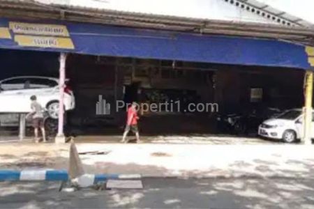 Dijual Gedung Tempat Usaha di Jalan RA Basuni, Mojokerto