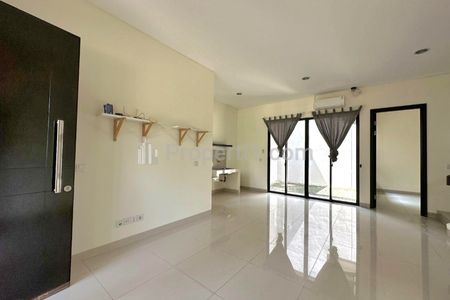 Dijual Rumah The Eminent Cluster Illustria Bumi Serpong Damai Tangerang Selatan