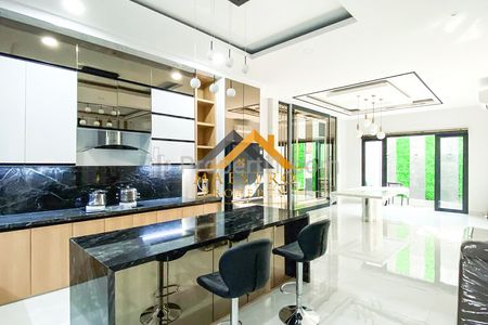 Dijual Rumah 3 Tingkat Fully Furnished Komplek Brahrang Asri Daerah Binjai Sumatera Utara