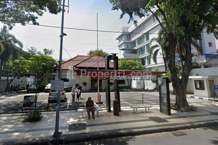 Dijual Rumah Usaha Jl Panglima Sudirman Surabaya Pusat Komersial Strategis
