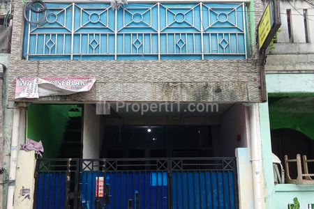 Sewa Rumah Bebas Banjir di Bukit Duri Kampung Melayu, Tebet, Jakarta Selatan – Dekat Stasiun & Ada Garasi