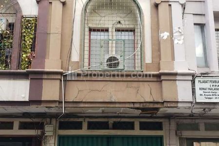 Turun Harga, Dijual Cepat Ruko di Taman Palem Lestari, Ruko Pelangi, Cengkareng, Jakarta Barat